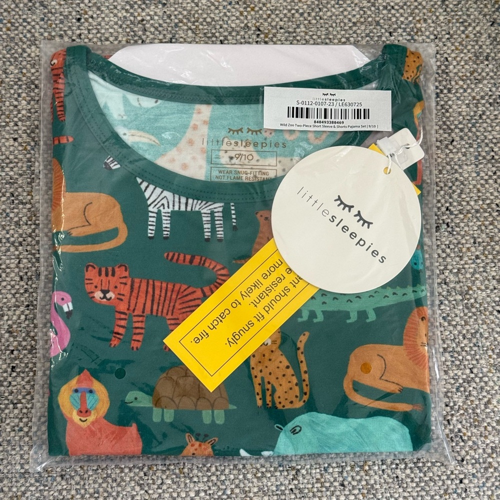 Little Sleepies Wild Zoo Two-Piece Pajama Set – Size 9/10 – NWT